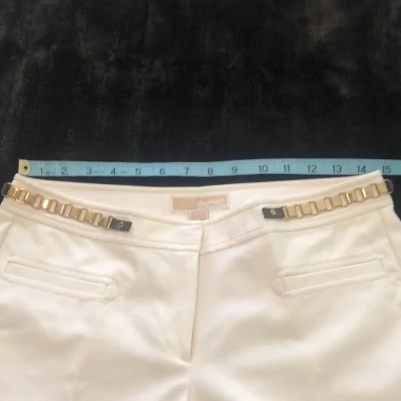 Michael Michael Kors white pants w decorative gold & brown half belt dry cleaned - Picture 5 of 13
